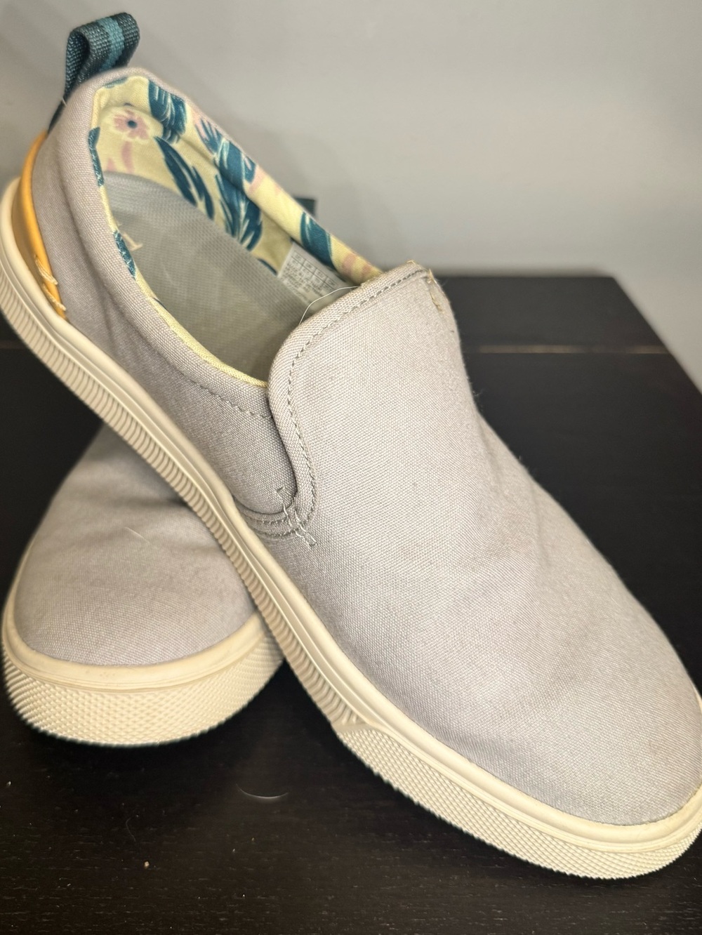 Tom’s TRVL LITE Slip On